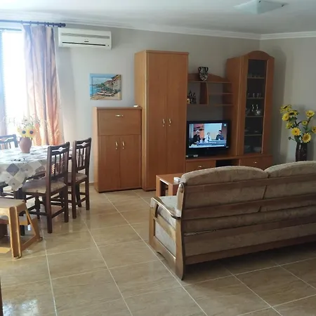 Quiet 1-bed Flat In Antonia Complex By Flat Mаnager سفيتي فلاس