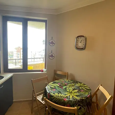 Quiet 1-bed Flat In Antonia Complex By Flat Mаnager شقة *