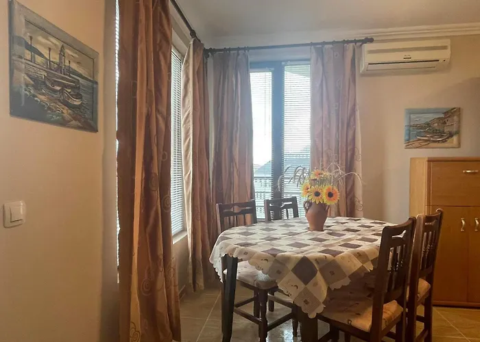 Апартаменты Quiet 1-bed Flat In Antonia Complex By Flat Mаnager Свети-Влас